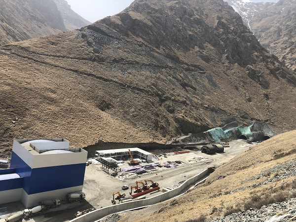 5天堑变通途，“天山”来护航.jpg