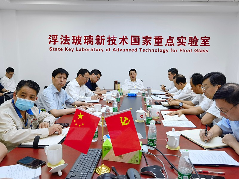 进建.jpg